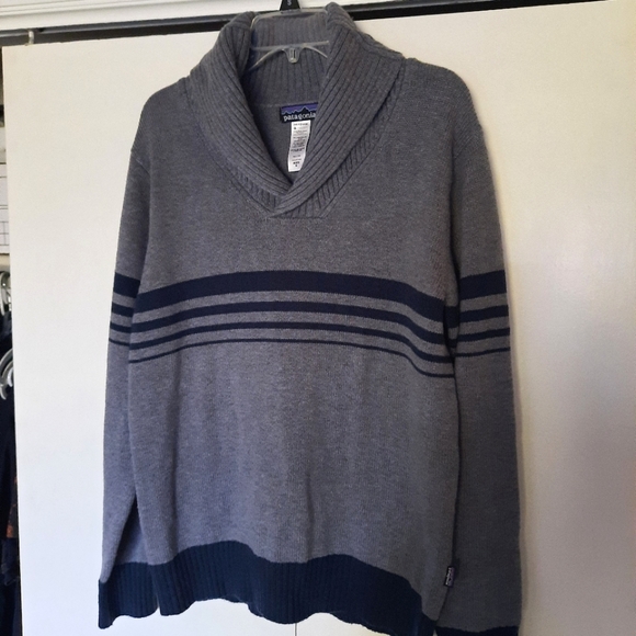 COPY - Patagonia lambswool shawl neck sweater - Medium - Picture 1 of 7